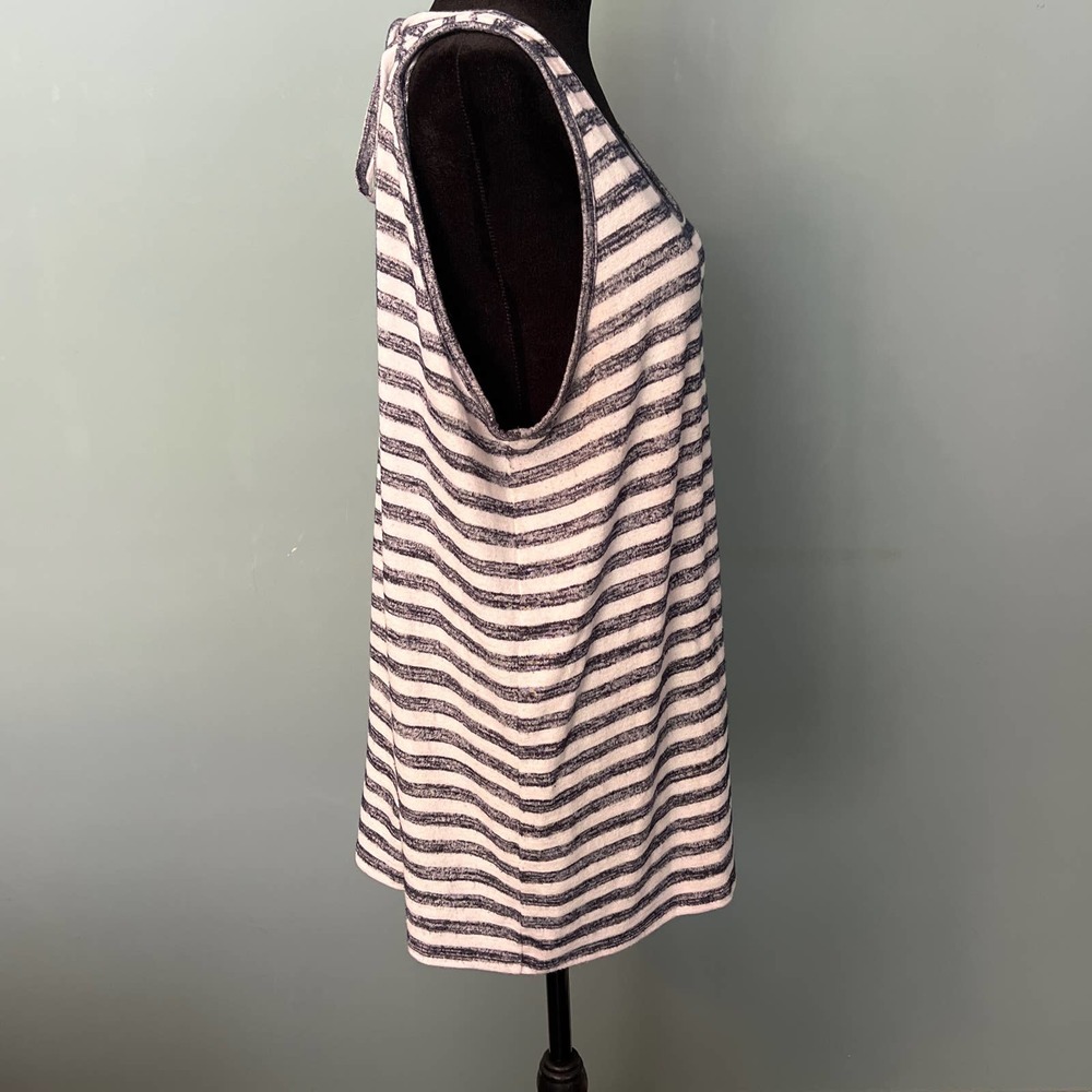 Market & Spruce Navy Striped Knot Tank- XL - Picture 3 of 6